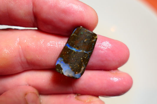 Queensland Boulder Matrix opal 16cts rub / rough / preform Koroit Blue veins of fires 20x10x4mm BR#04