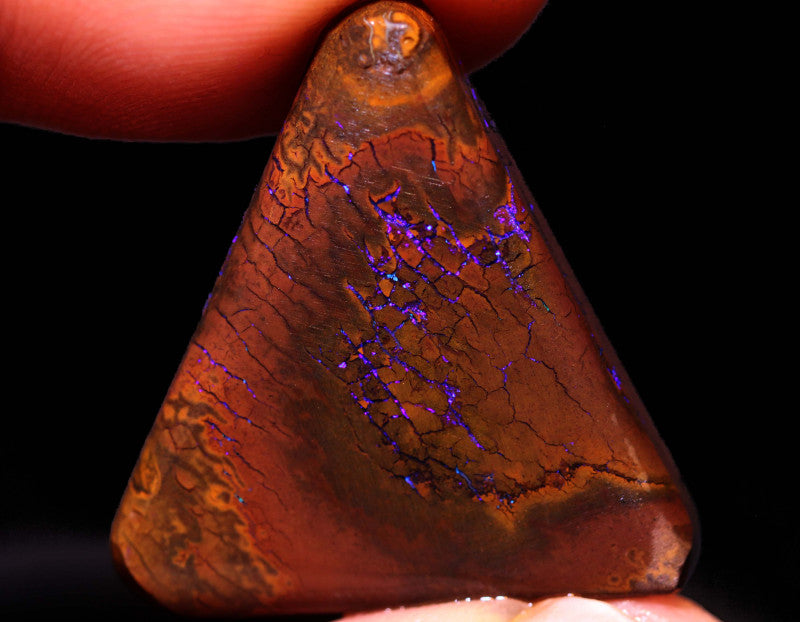 Australian Queensland Boulder Matrix opal 25cts rub / rough / preform Koroit Blue veins of fires 26x24x6mm BFA01