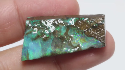 Australian Queensland Boulder opal 36cts rough / faced Winton Nice Multifires Lots Potential 35x17x6mm BFA19